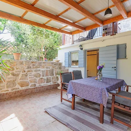 Traditionelles Steinhaus Am In By Interhome *