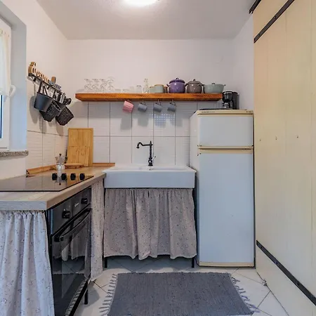 Traditionelles Steinhaus Am In By Interhome Preko