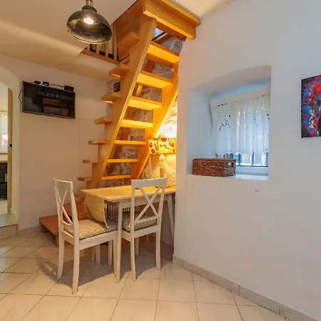 Traditionelles Steinhaus Am In By Interhome Semesterbostad Preko