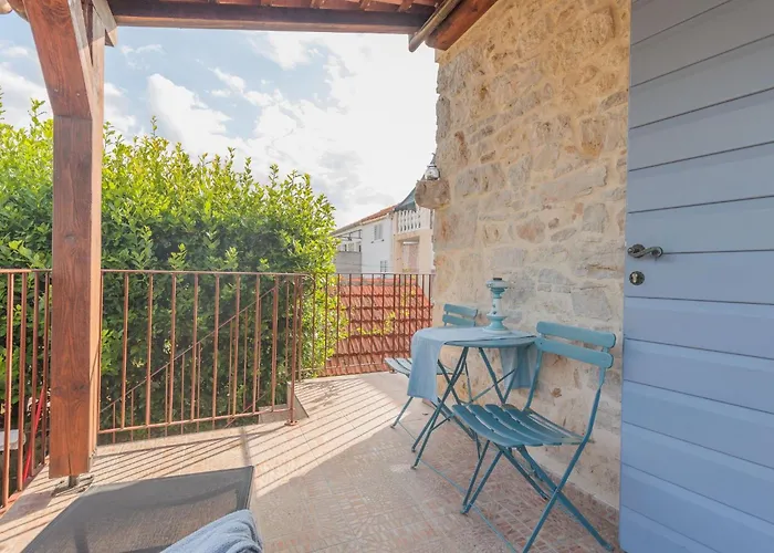 Dom wakacyjny Traditionelles Steinhaus Am In By Interhome
