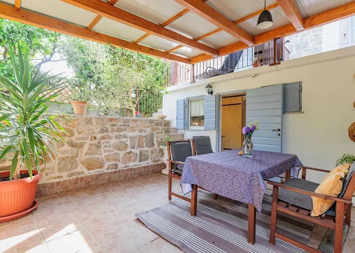 Traditionelles Steinhaus Am In By Interhome *