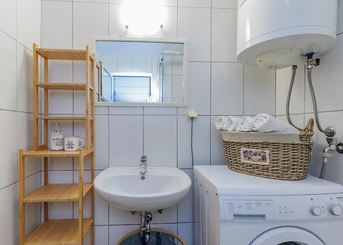 Traditionelles Steinhaus Am In By Interhome Preko
